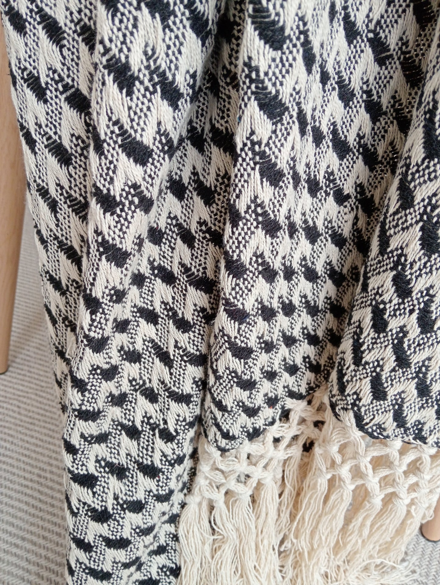 Saruni Handwoven Throw