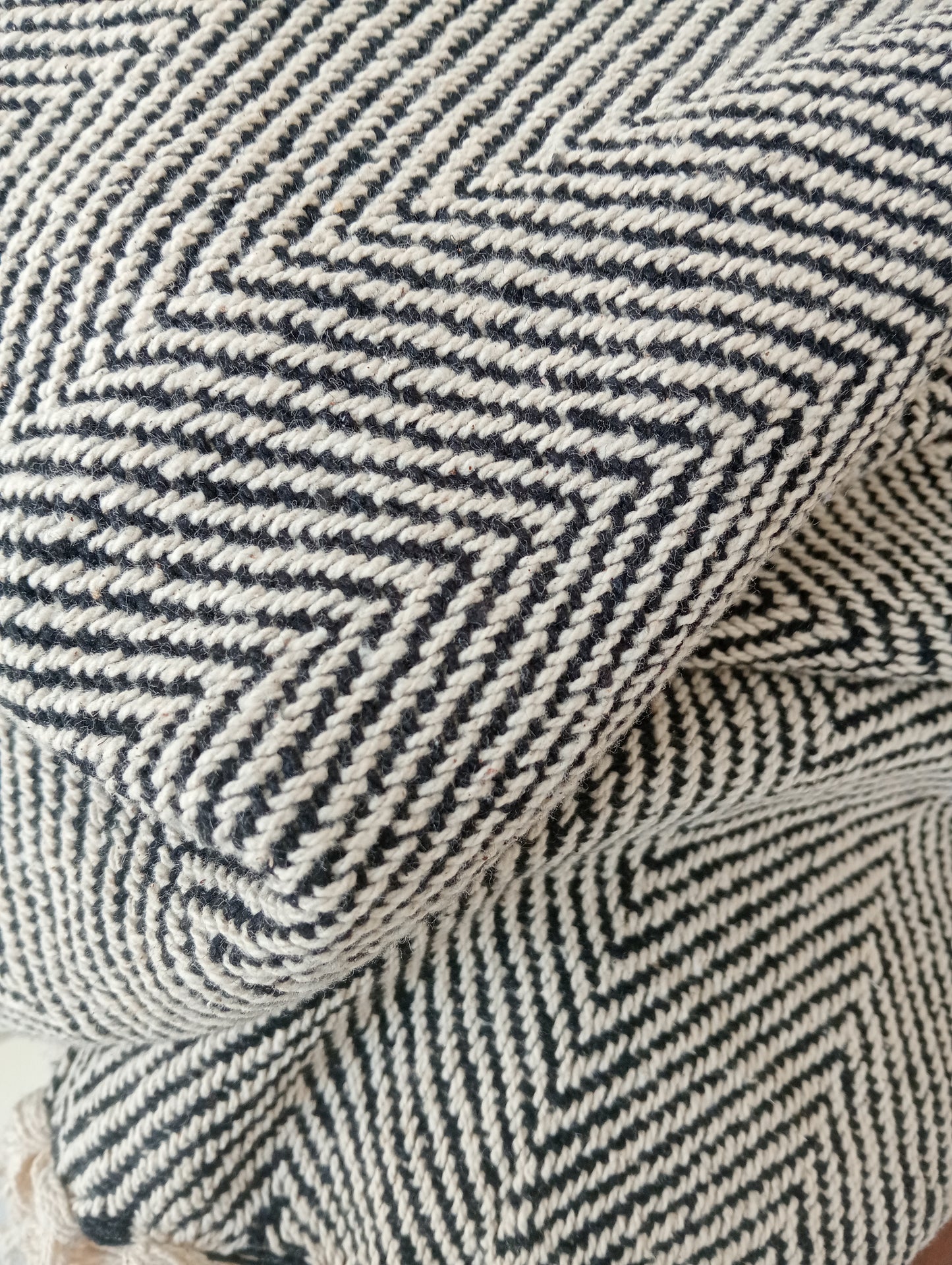 Ava Chevron Throw-Black