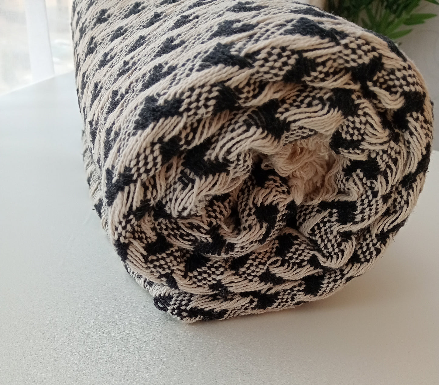 Saruni Handwoven Throw