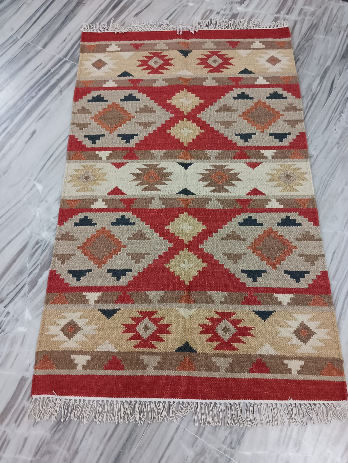 Vibrant Wool Kilim Rug (3 by 5ft)