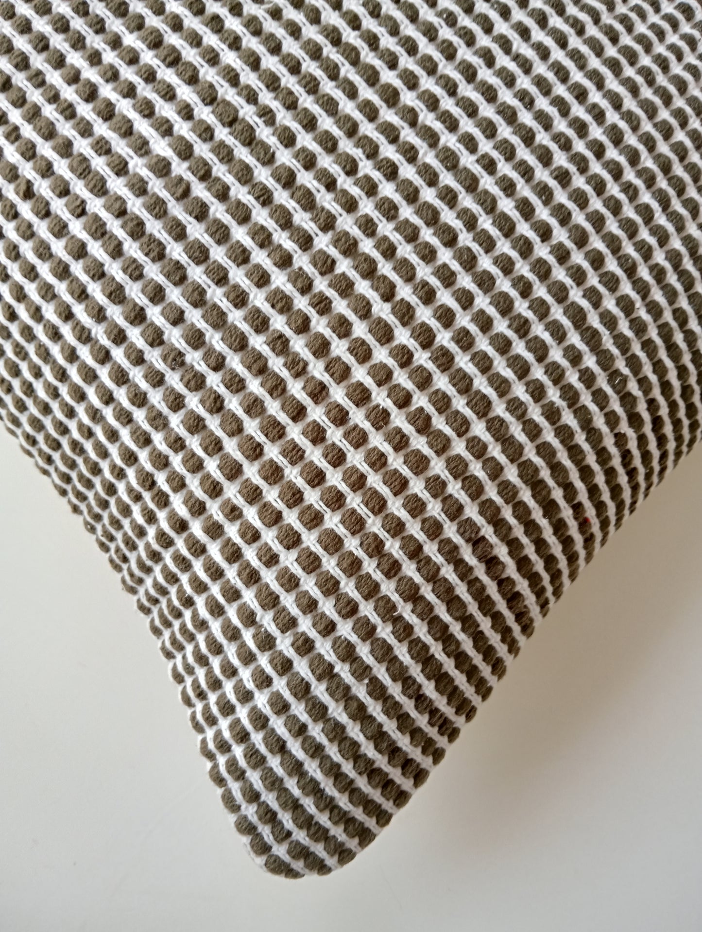 Textured Dimple Dot Cover