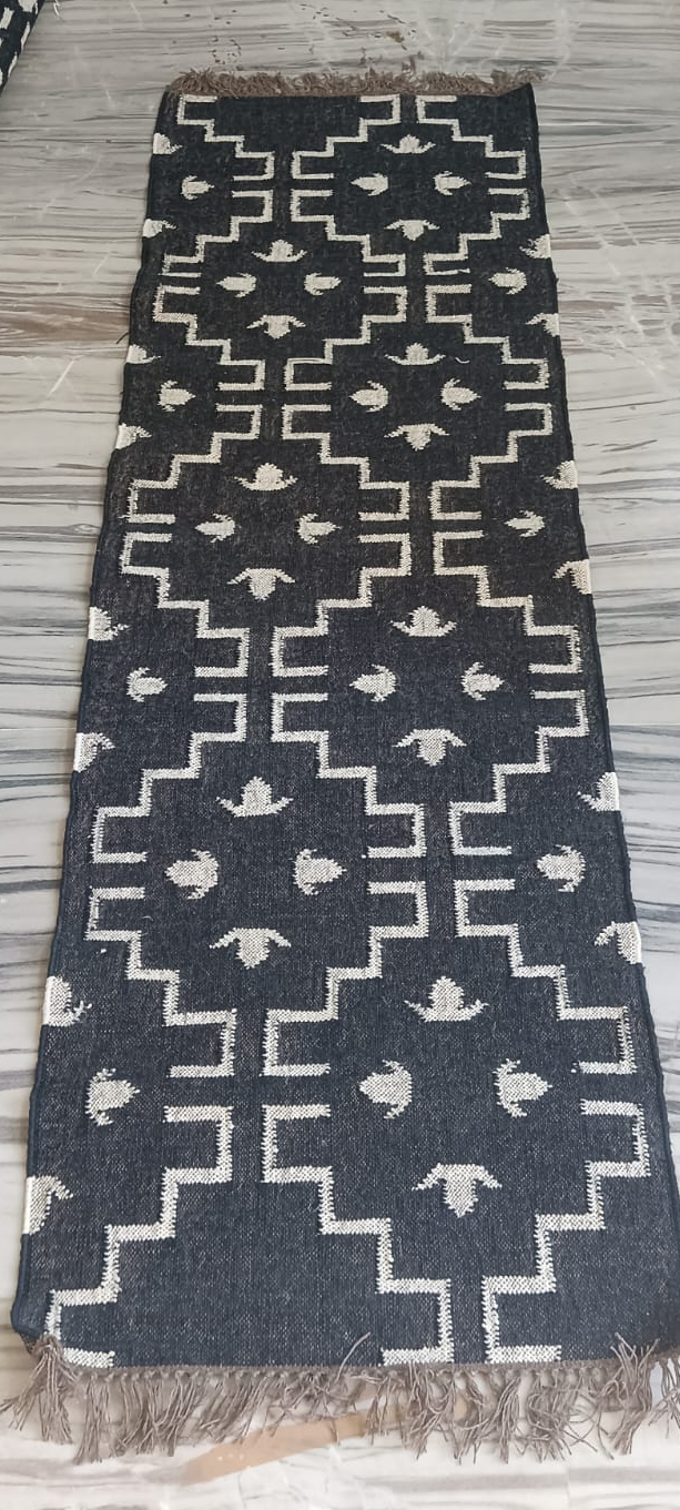 Obsidian Jute Wool Runner Rug