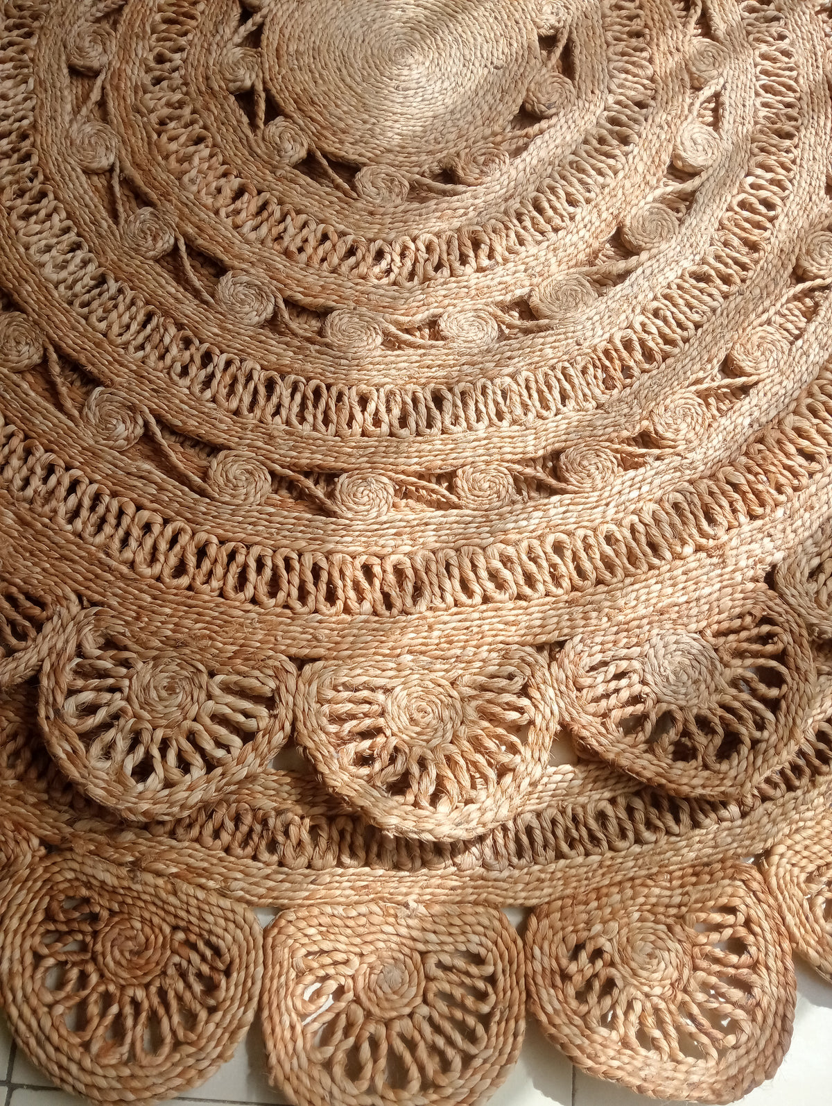 Alora Braided Jute Rug (6ft)