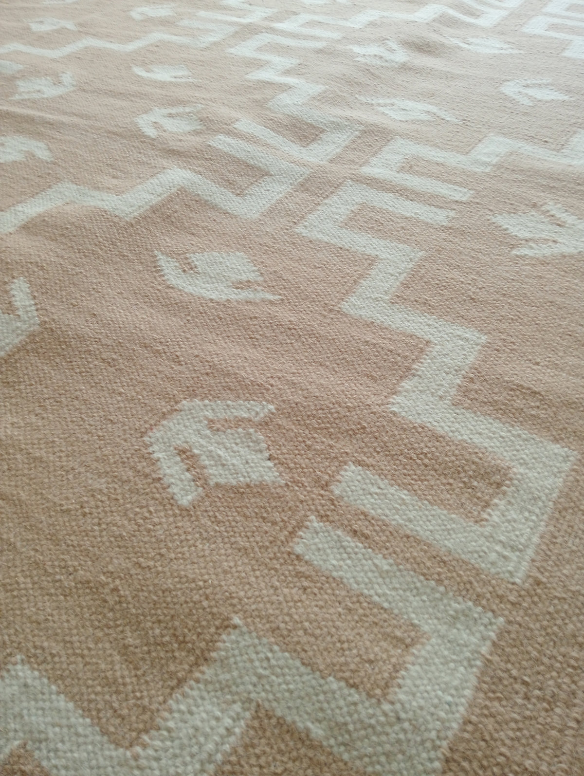 Tala Handwoven Wool Rug