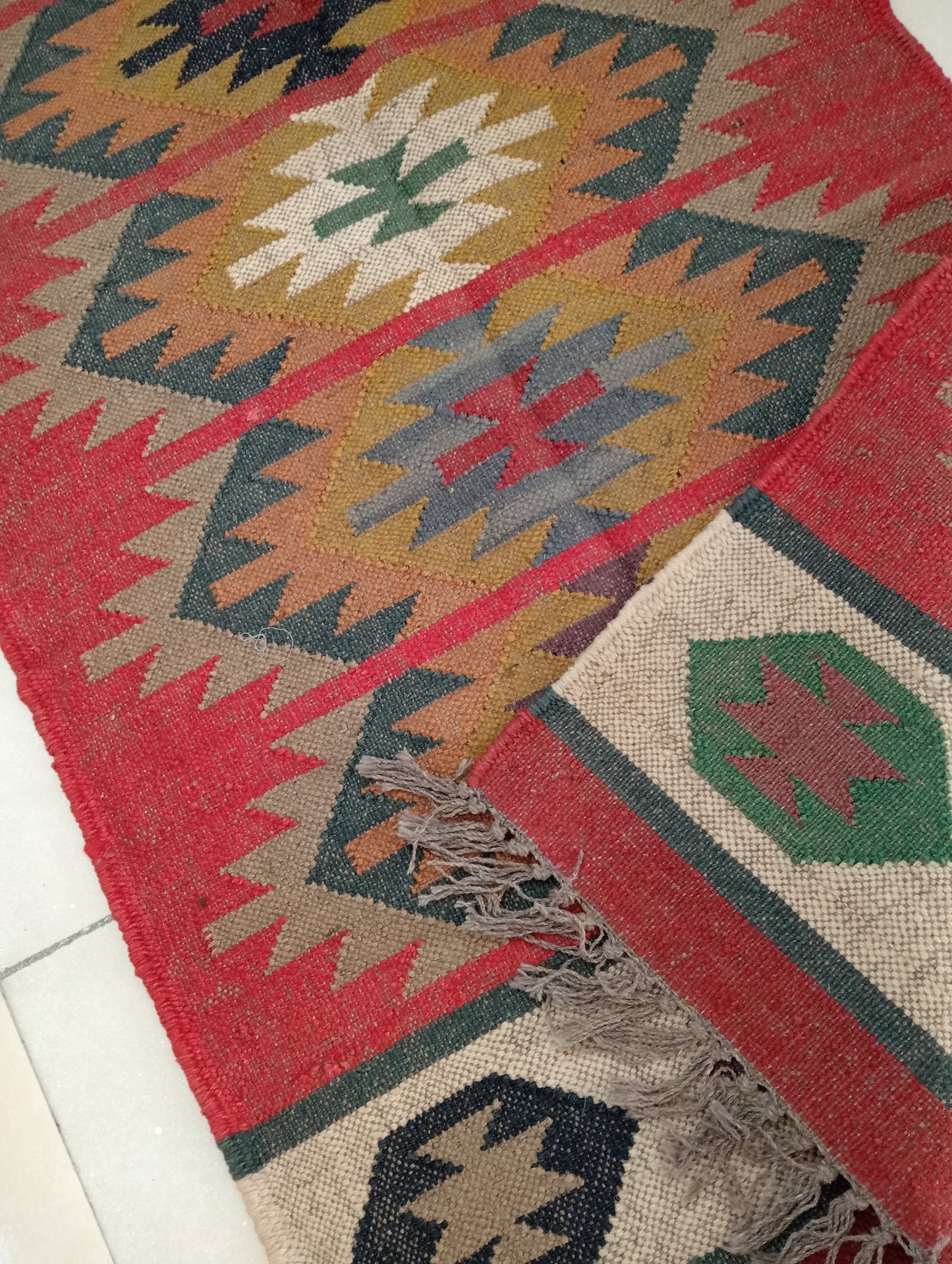 Stunning Handwoven Jute and Wool Kilim Runner Rug (2.5 by 8ft)